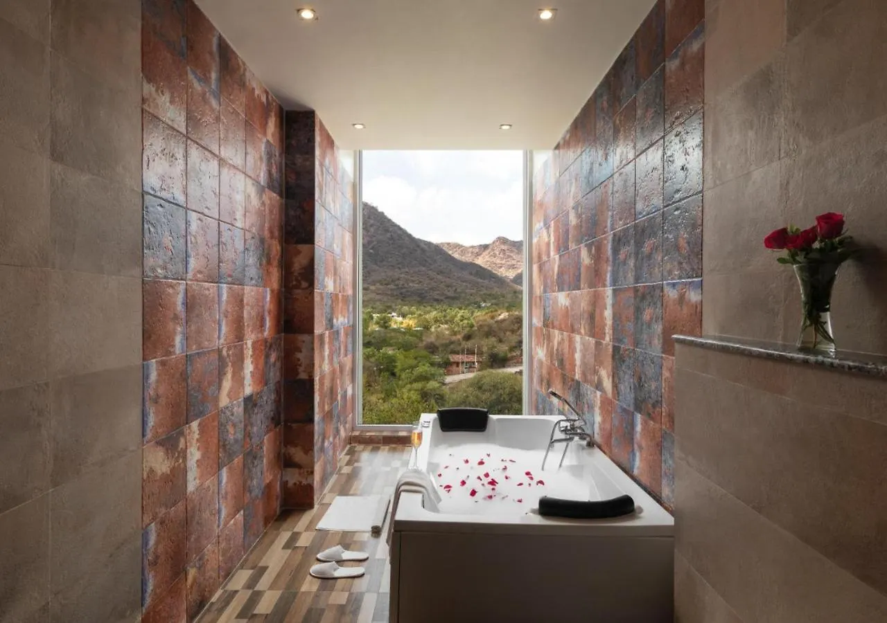Juesta Sajjangarh Resort & Spa, Udaipur 5*,  India